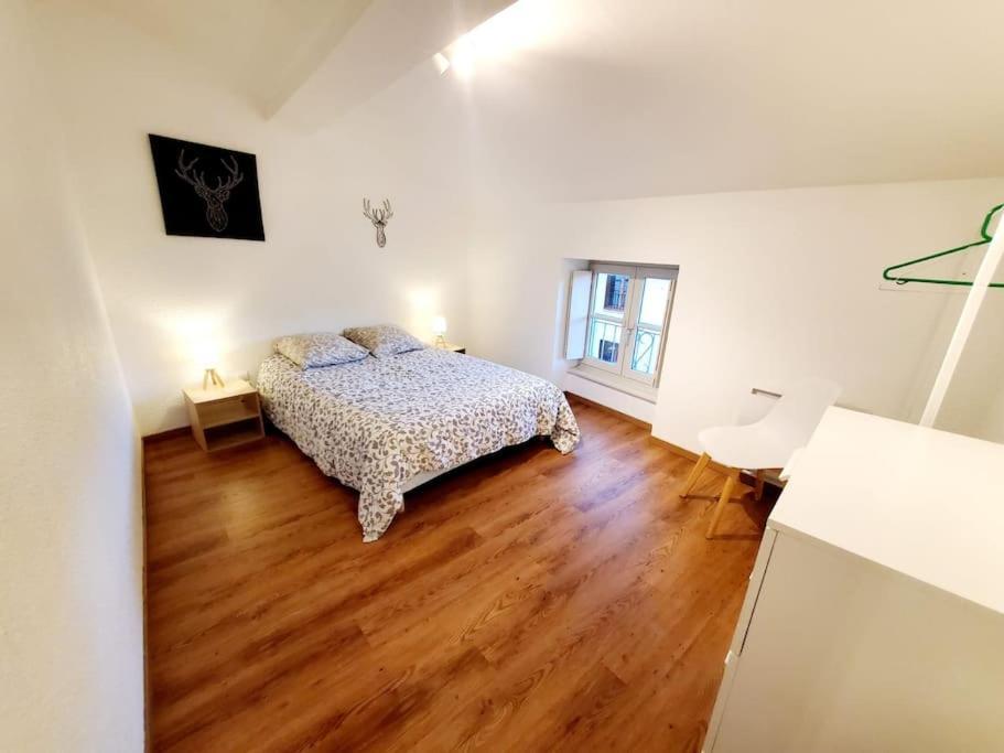 קרקסון Appartement Chaleureux Au Pied De La Cite Avec Parking מראה חיצוני תמונה