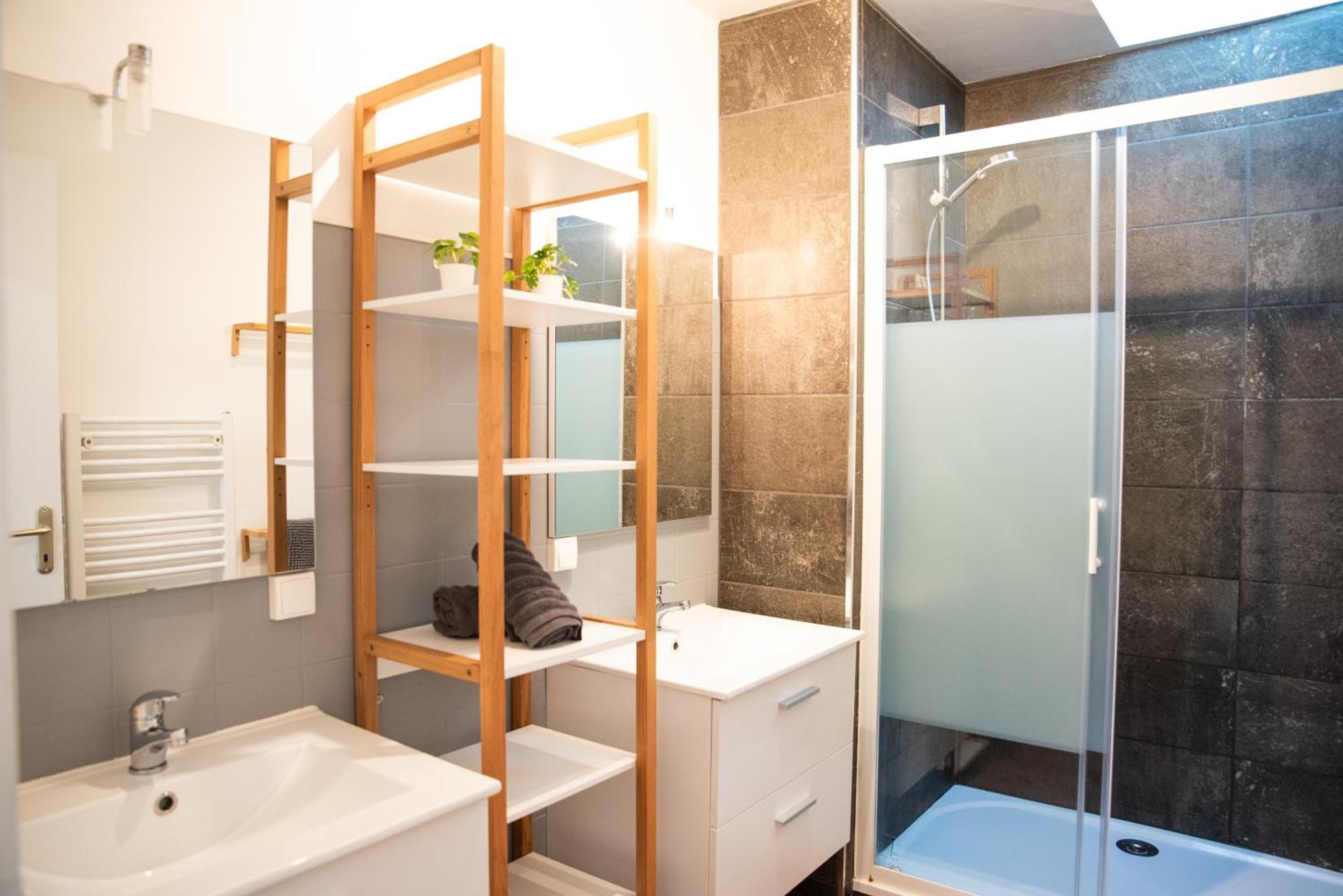 קרקסון Appartement Chaleureux Au Pied De La Cite Avec Parking מראה חיצוני תמונה